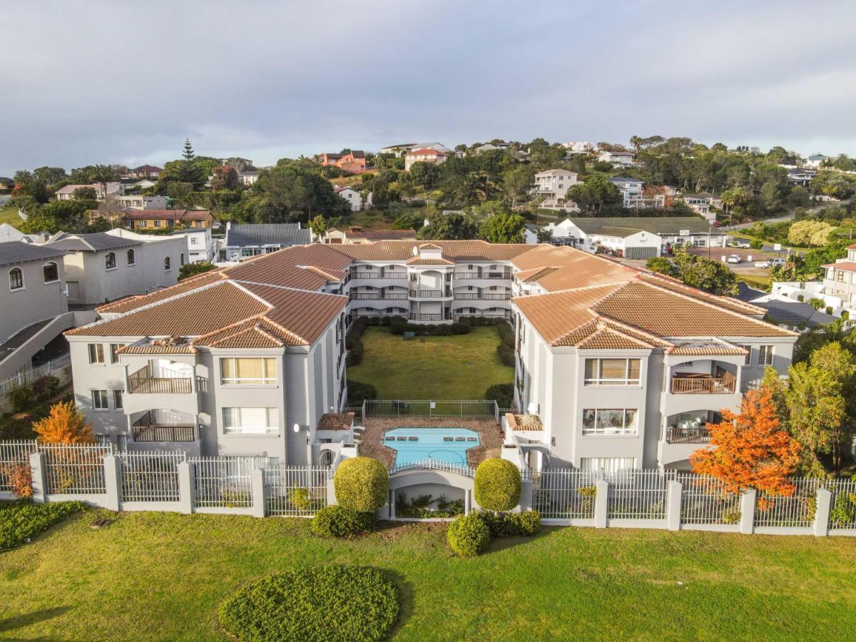 Two Greenpoint Mews With Back Up Power For Loadshedding Plettenberg Bay Exterior foto